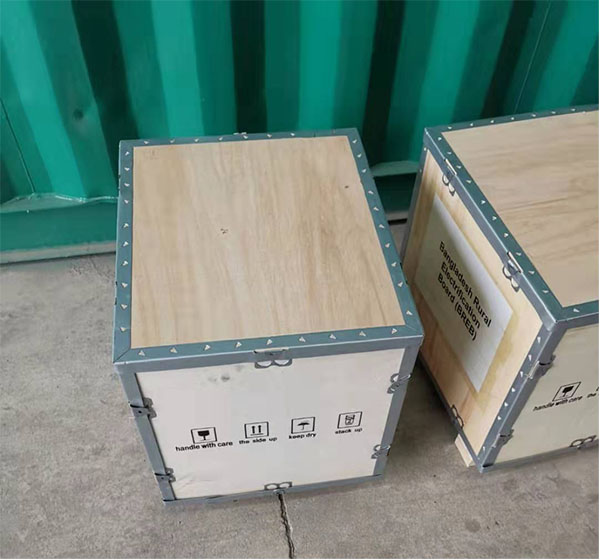 Other electrode is optional